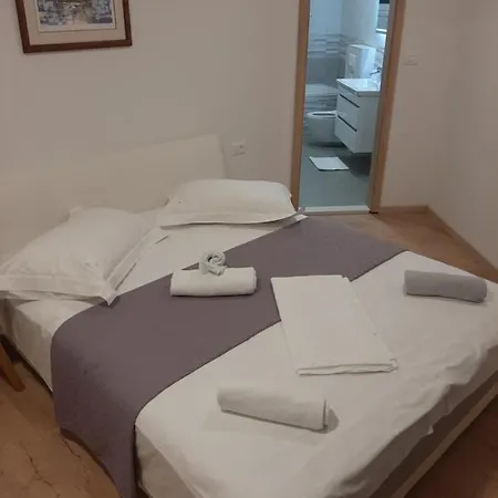 Penthaus N&m * Baška Voda