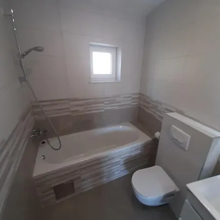 Apartment Penthaus N&m Baska Voda