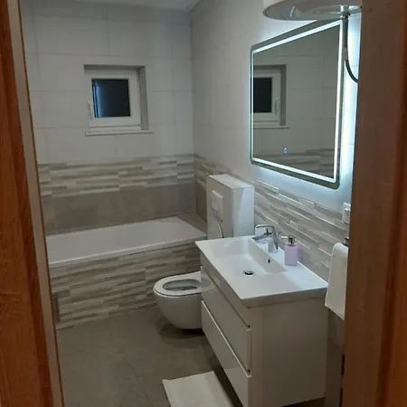 Penthaus N&m Baska Voda
