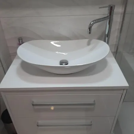 Penthaus N&m Apartment Baska Voda